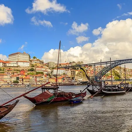Douro, Casa Dos Avos